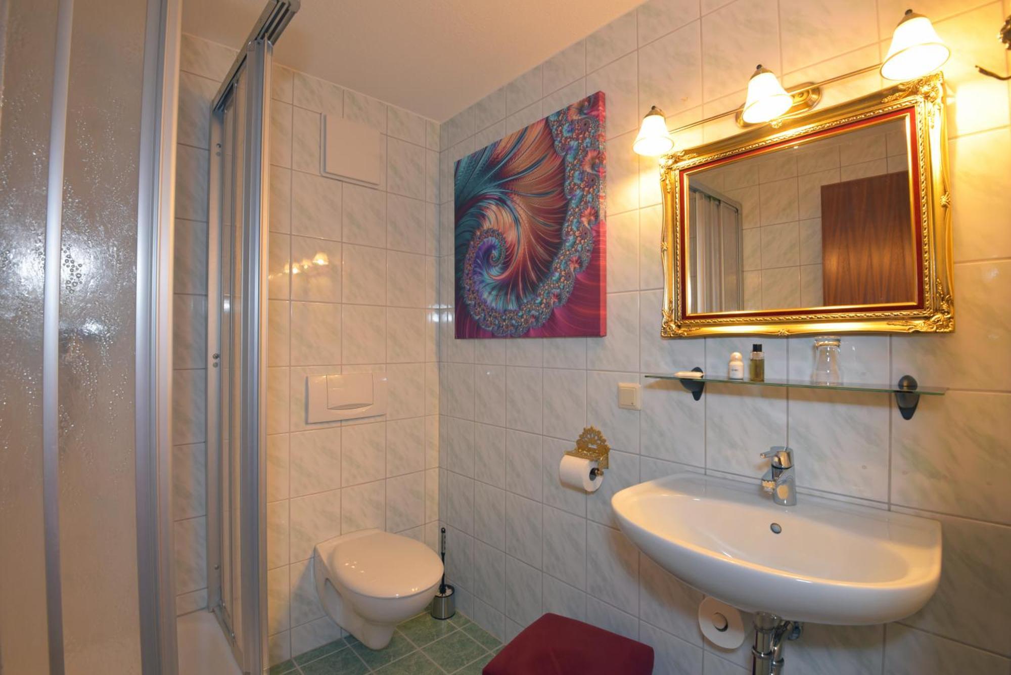 Riverdam Boutique Hotel Ilmenau Oda fotoğraf